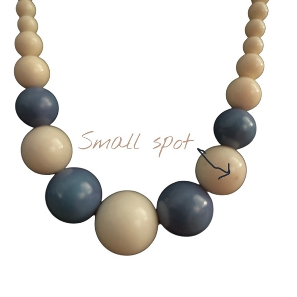 Vintage 80’s Cream & Blue Beaded Necklace - Picture 2 of 3